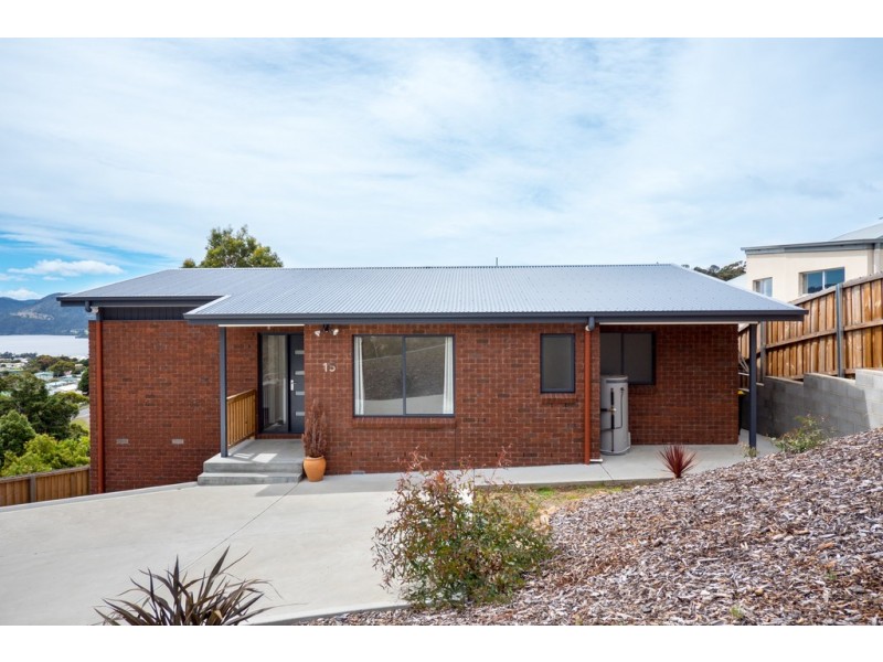 15 Wallcrest Road, Berriedale TAS 7011