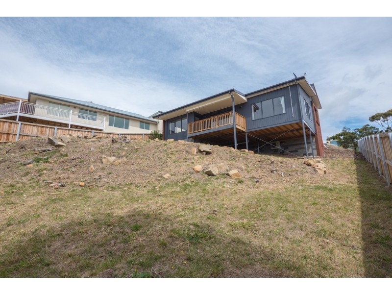 15 Wallcrest Road, Berriedale TAS 7011