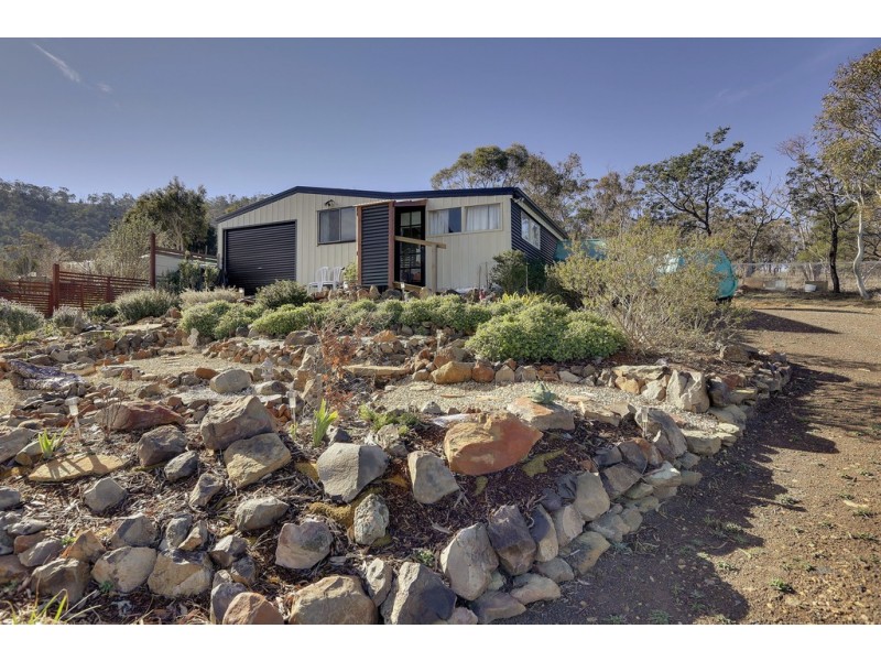 70 Upton Drive, Honeywood TAS 7017
