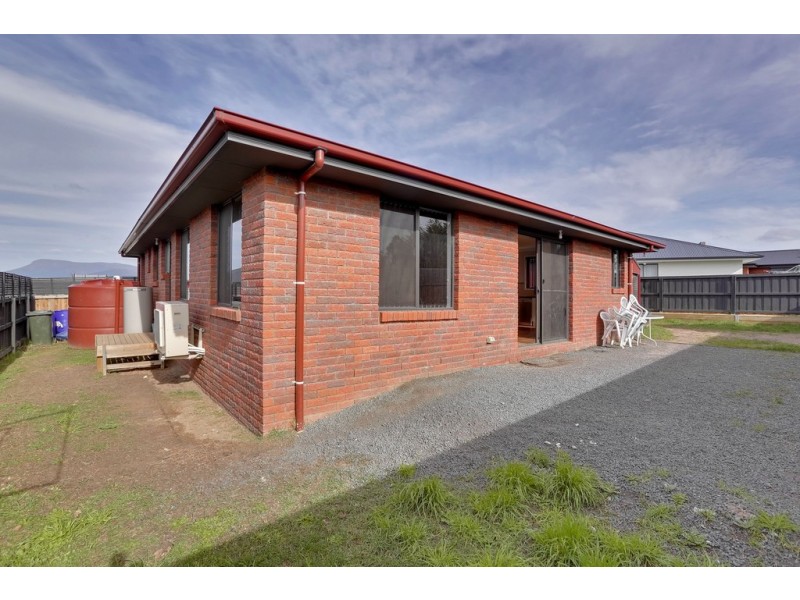 8 Joseph Link, Brighton TAS 7030