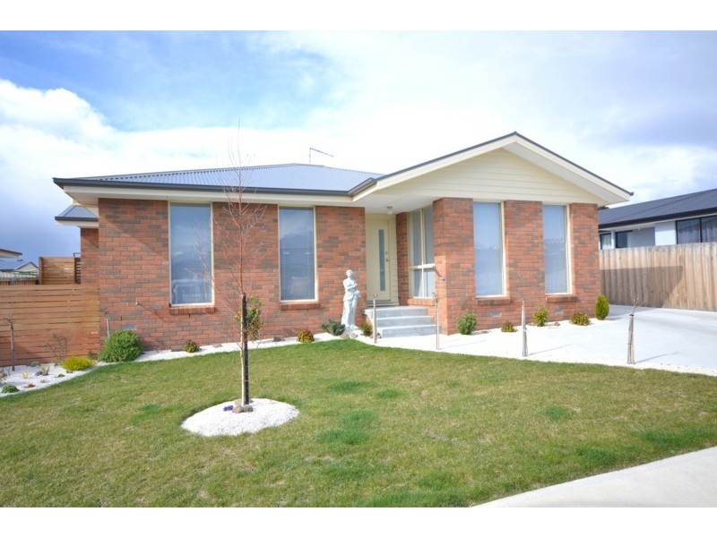 10 Collis Court, Brighton TAS 7030