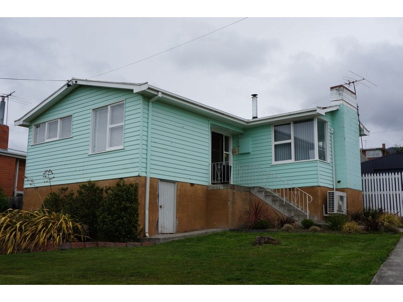 42 Adelphi Road, Claremont TAS 7011