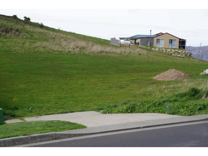 126 Branscombe Road, Claremont TAS 7011