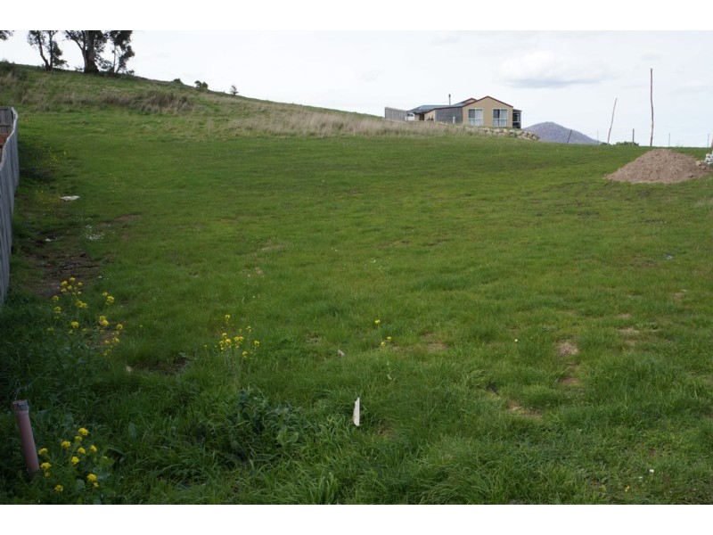 126 Branscombe Road, Claremont TAS 7011