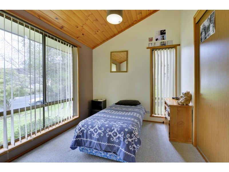 8 Madeline Court, Glenorchy TAS 7010