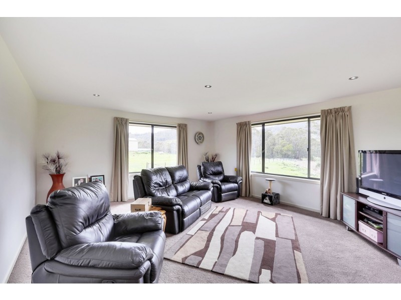 53 Mill Road, Collinsvale TAS 7012