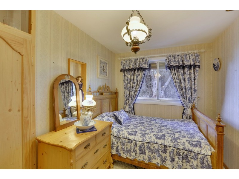 33 Cleburne Street, Claremont TAS 7011