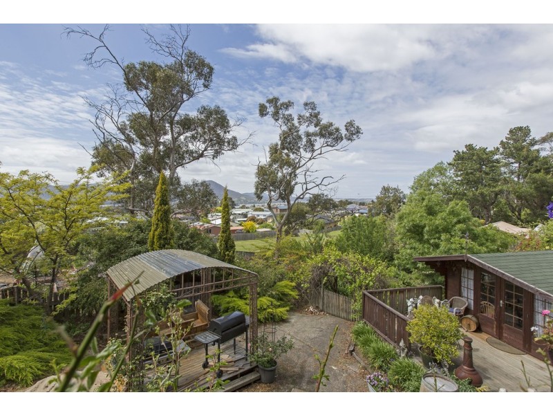 33 Cleburne Street, Claremont TAS 7011