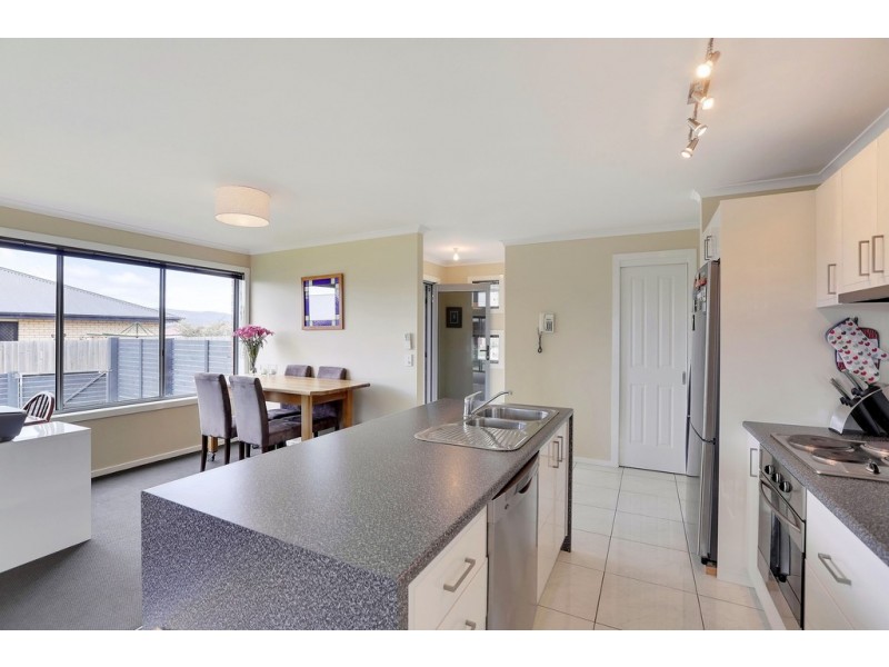 1/5 Madison Avenue, Brighton TAS 7030