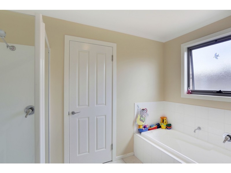 1/5 Madison Avenue, Brighton TAS 7030