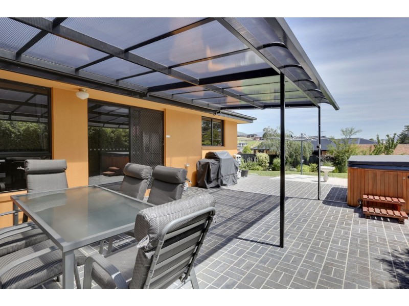 14 Virgilians Drive, Austins Ferry TAS 7011