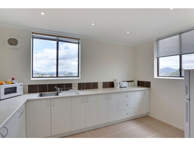 8/10 Charles Street, Moonah TAS 7009