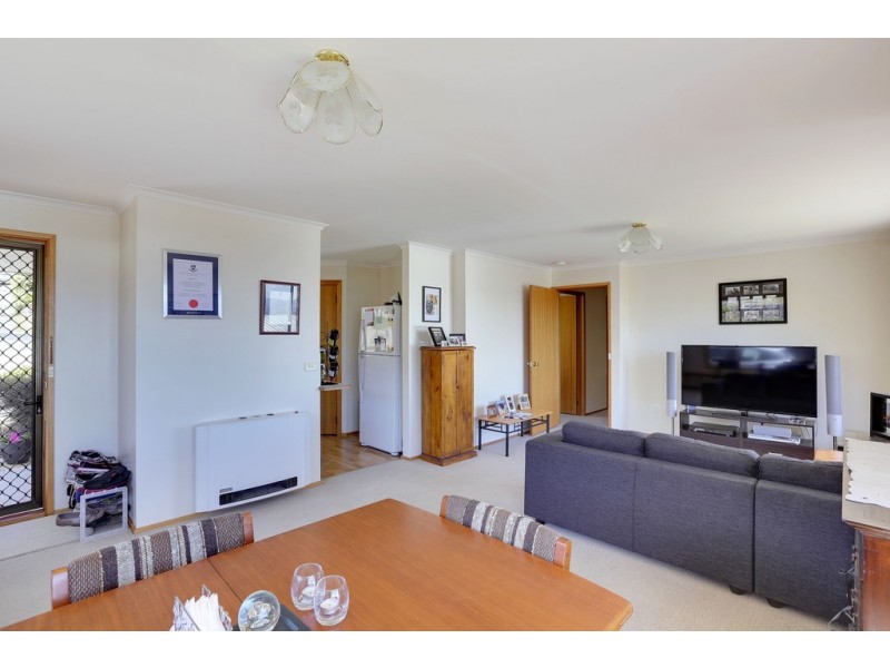 2/6 Aquila Street, Glenorchy TAS 7010