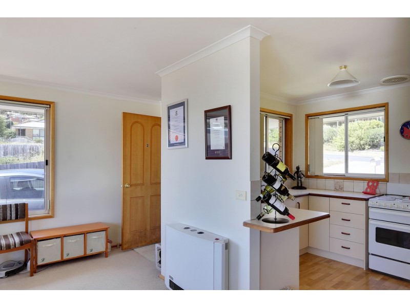 2/6 Aquila Street, Glenorchy TAS 7010