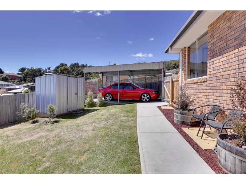 2/6 Aquila Street, Glenorchy TAS 7010