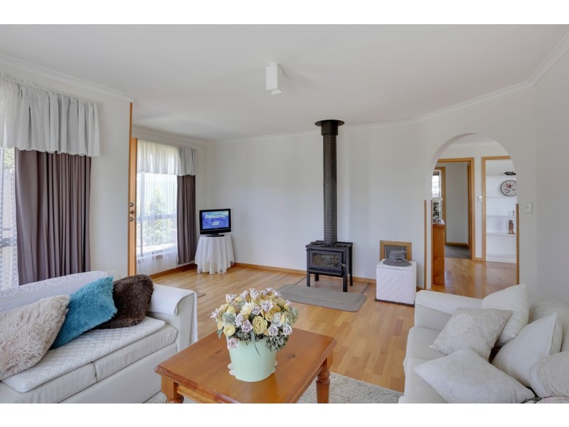 2/3 Madison Avenue, Brighton TAS 7030