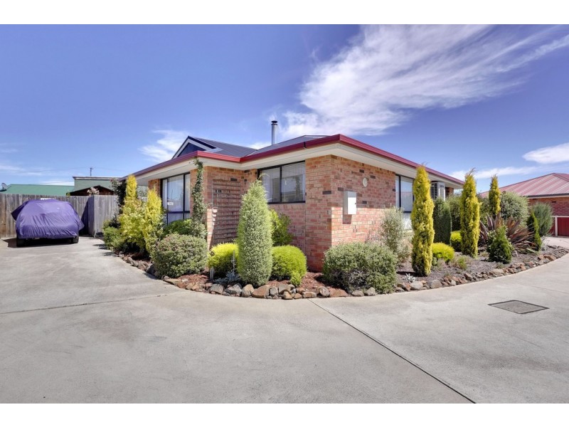 2/3 Madison Avenue, Brighton TAS 7030