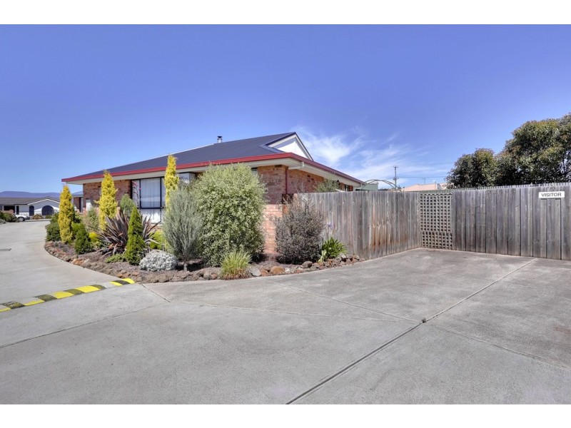 2/3 Madison Avenue, Brighton TAS 7030