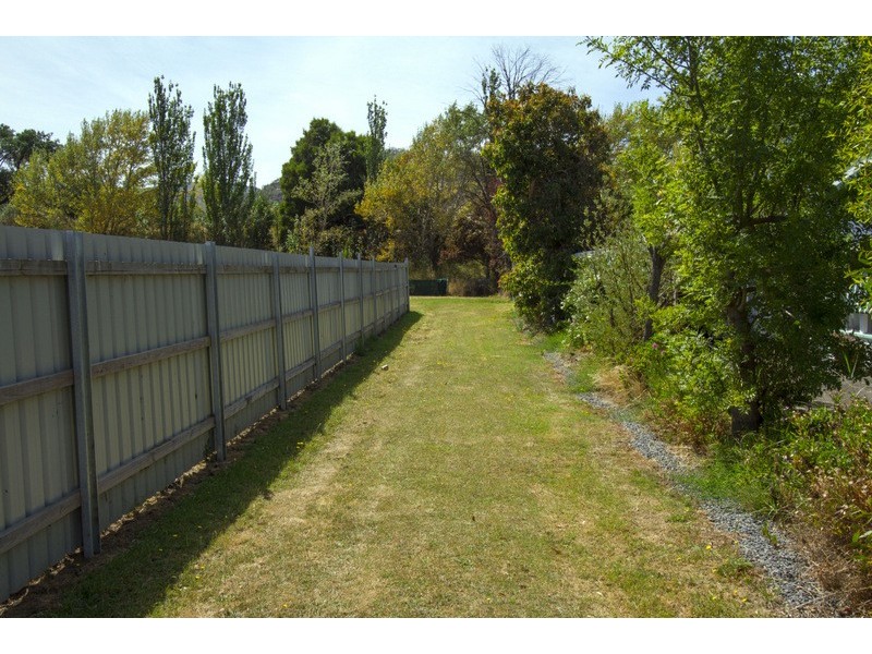 24 B Swan Street, Bagdad TAS 7030