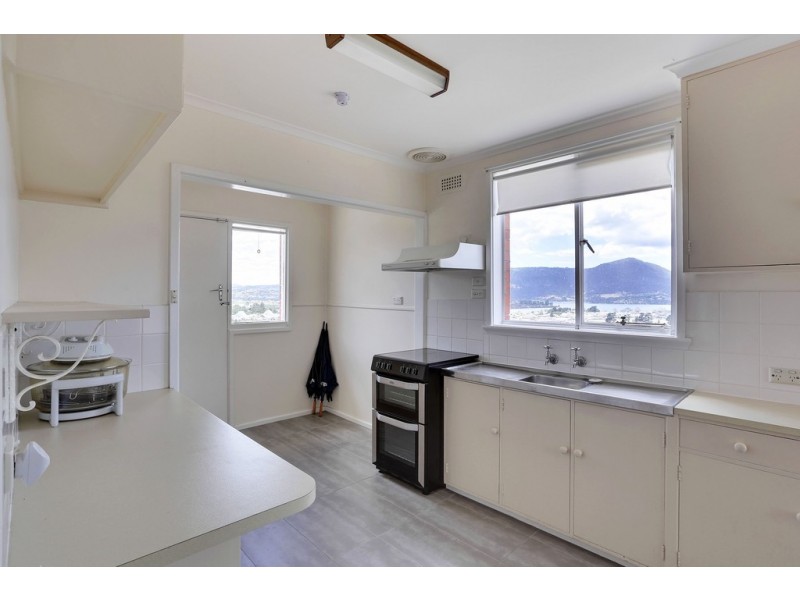 45 Centenary Crescent, Claremont TAS 7011