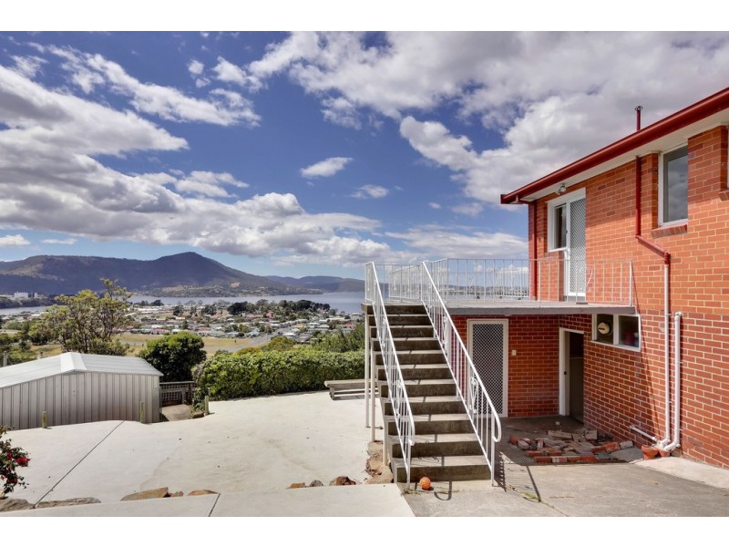 45 Centenary Crescent, Claremont TAS 7011