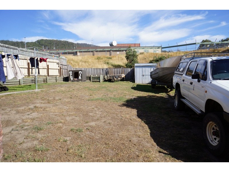 1/18 Illawarra Road, Glenorchy TAS 7010