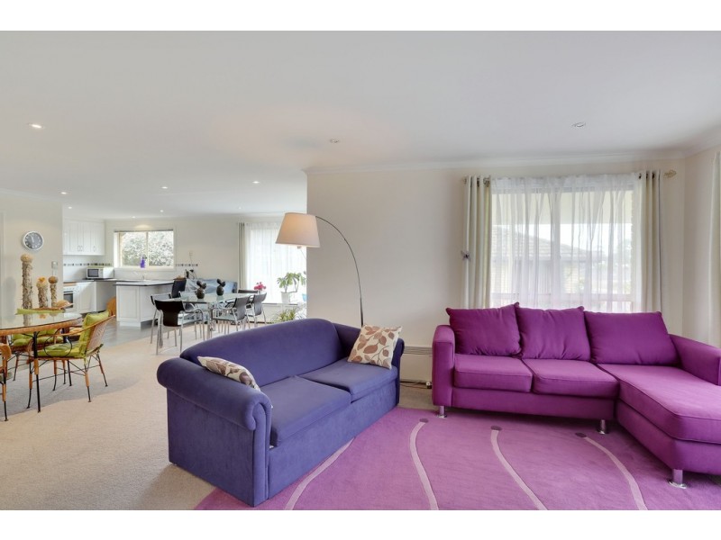 52 Sunshine Road, Austins Ferry TAS 7011