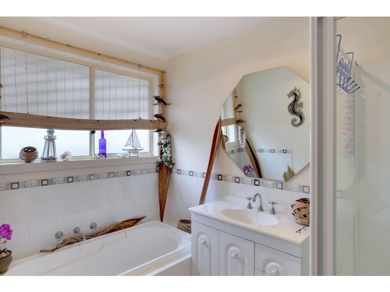 52 Sunshine Road, Austins Ferry TAS 7011