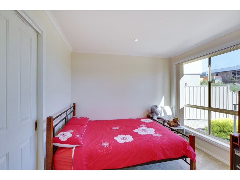 24 Eclipse Road, Austins Ferry TAS 7011