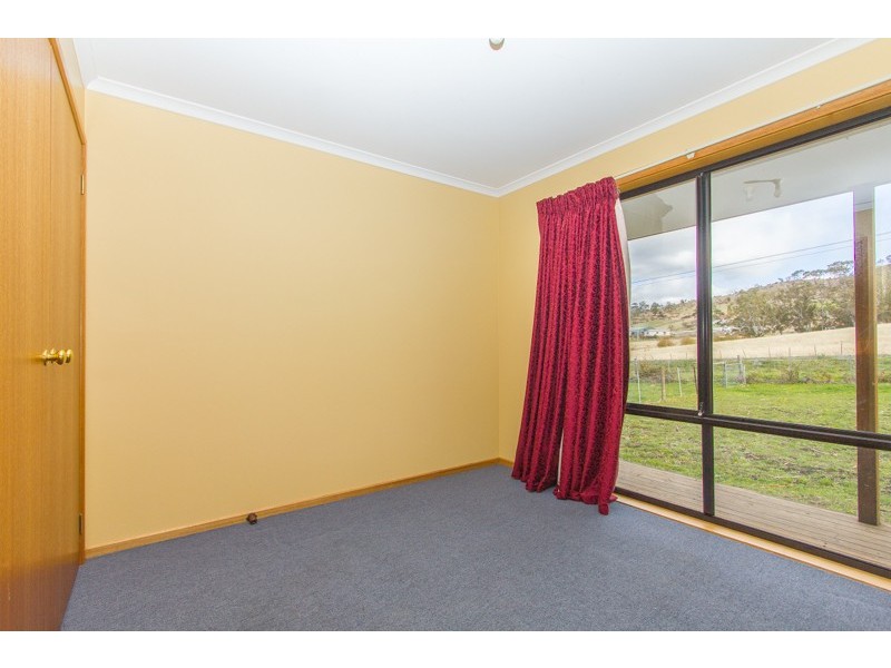 47 Upper Hilton Road, Claremont TAS 7011