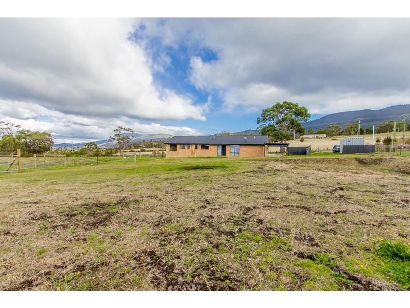 47 Upper Hilton Road, Claremont TAS 7011