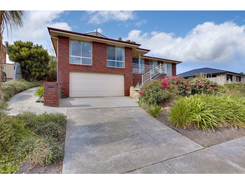 13 Baltonsborough Road, Austins Ferry TAS 7011