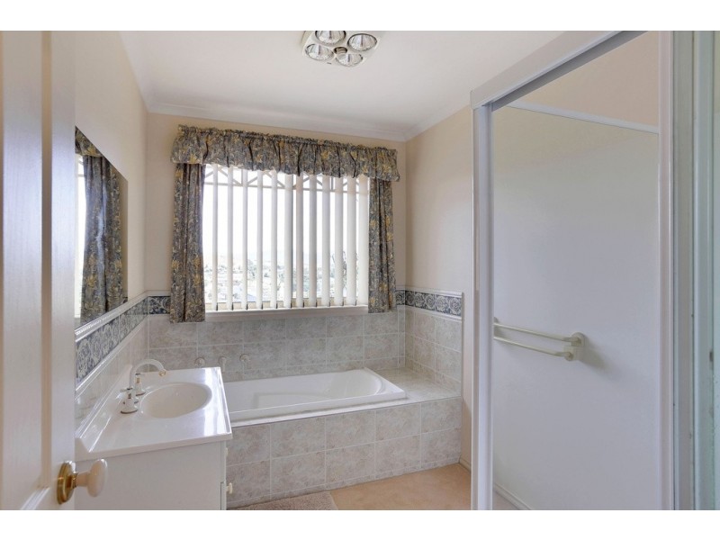 13 Baltonsborough Road, Austins Ferry TAS 7011
