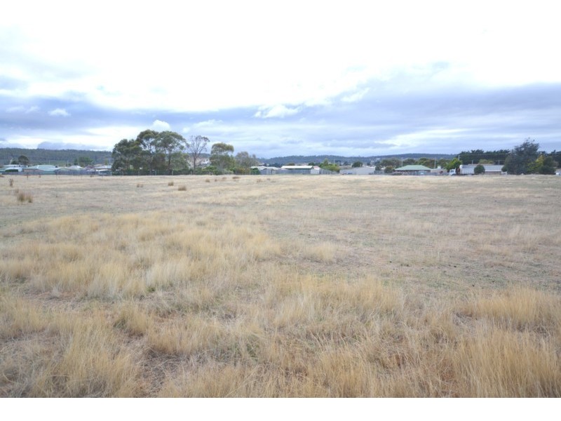 13 Glen Elg Street, Oatlands TAS 7120