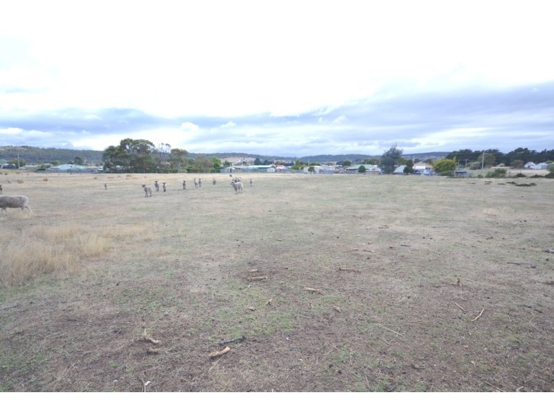 13 Glen Elg Street, Oatlands TAS 7120