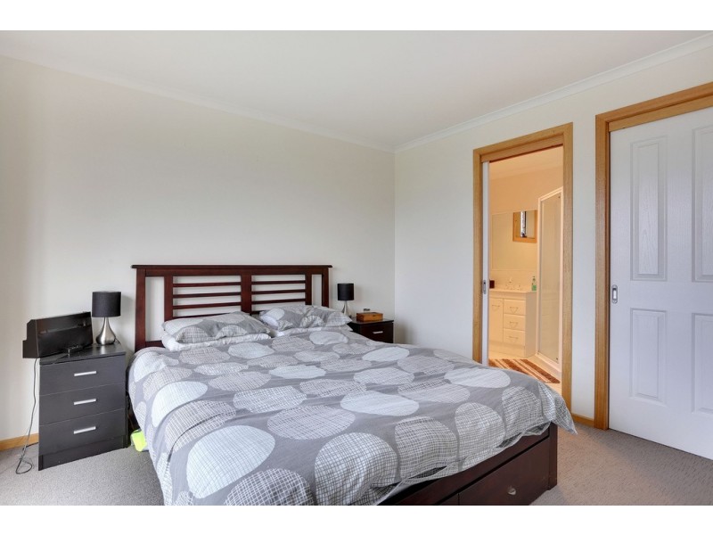 12 Henry Place, Brighton TAS 7030