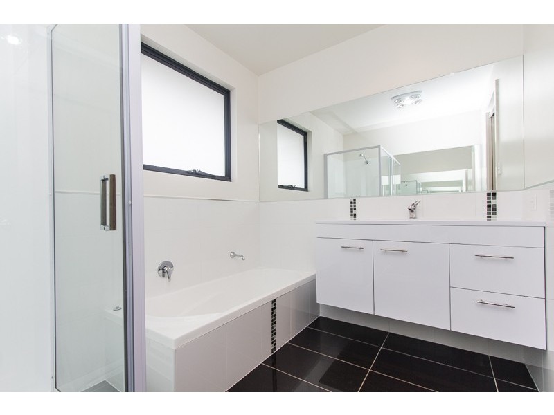 2/6 Butler Street, Brighton TAS 7030