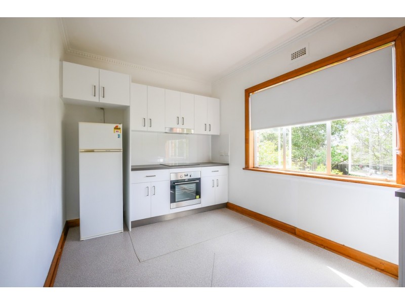 4/3 Swallow Parade, Glenorchy TAS 7010