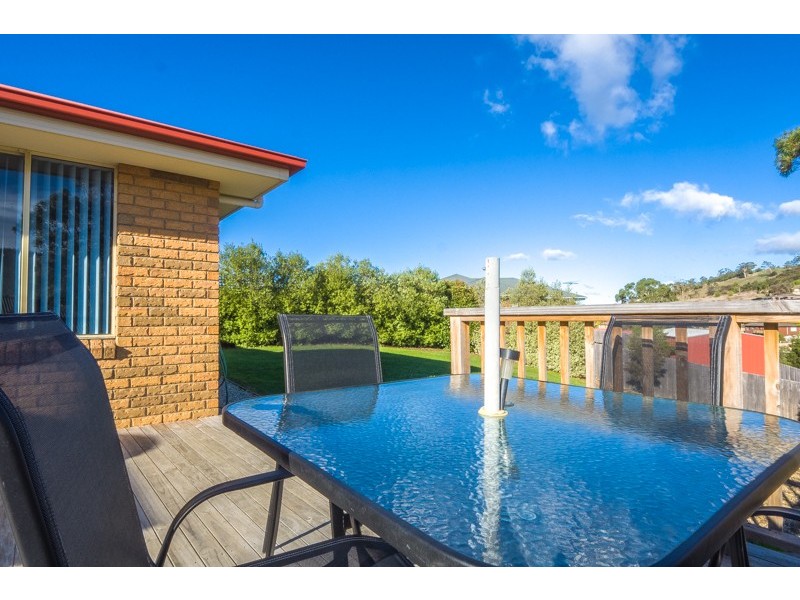 13 Brendan Crescent, Austins Ferry TAS 7011