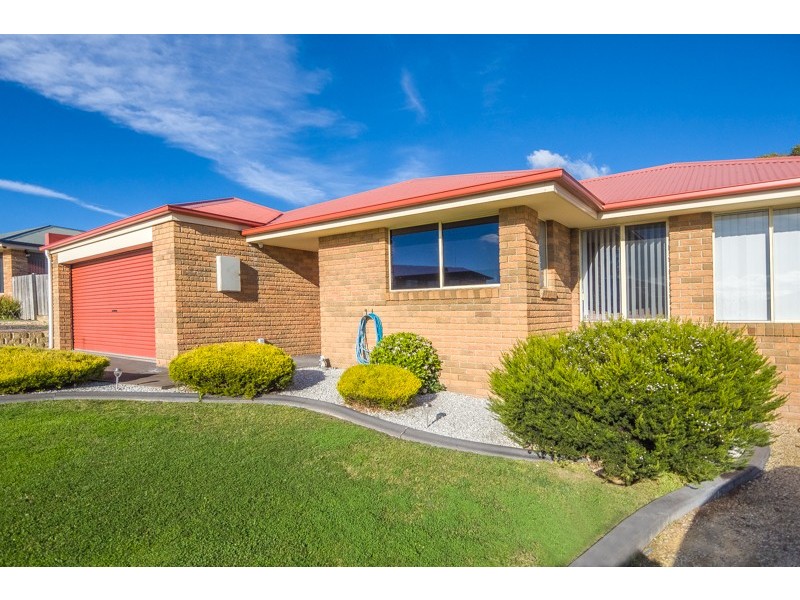 13 Brendan Crescent, Austins Ferry TAS 7011