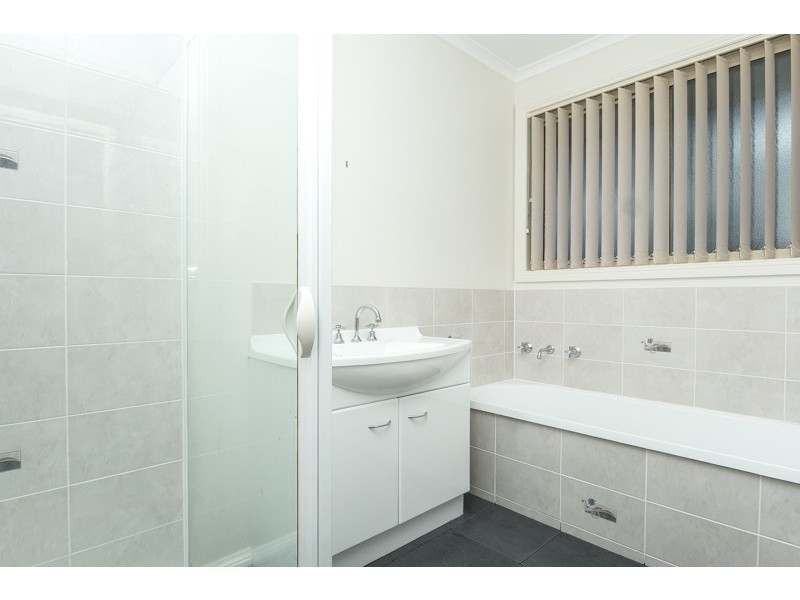4/42 Racecourse Road, Brighton TAS 7030