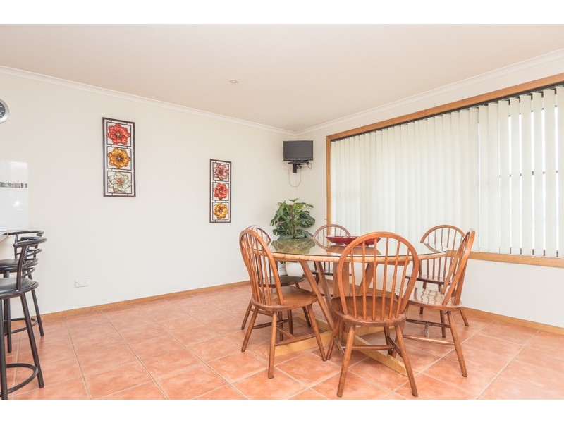 25 Lucinda Parade, Lutana TAS 7009