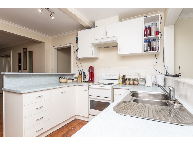 8 Amaroo Road, Austins Ferry TAS 7011