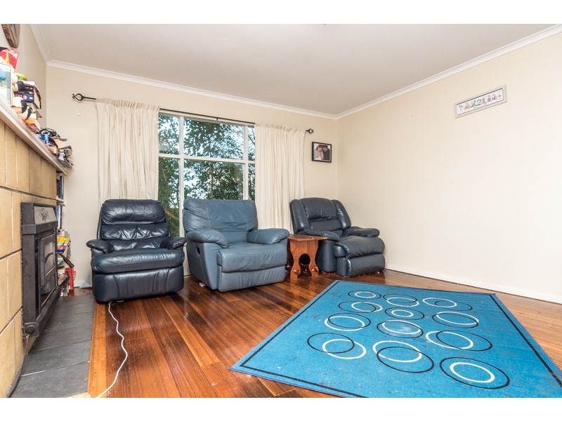 8 Amaroo Road, Austins Ferry TAS 7011
