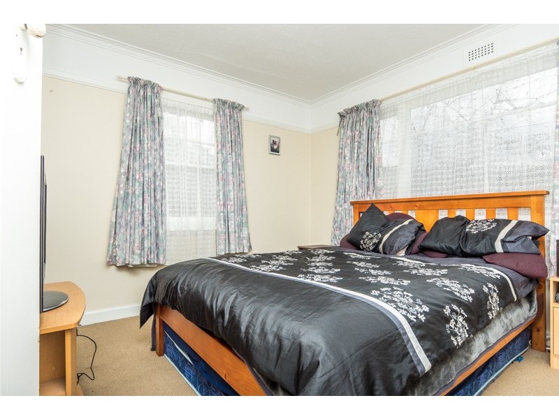 8 Amaroo Road, Austins Ferry TAS 7011