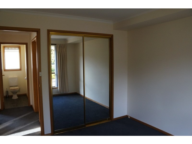 1/1 Bosco Drive, Glenorchy TAS 7010