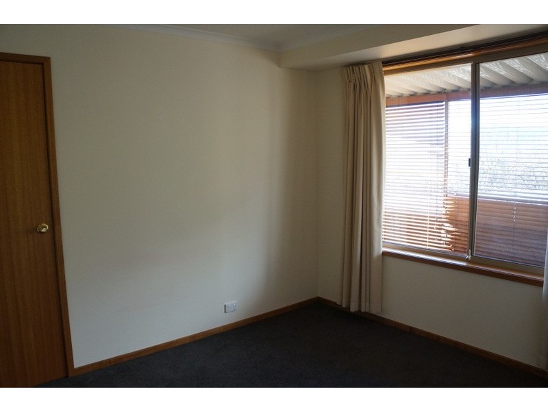 1/1 Bosco Drive, Glenorchy TAS 7010