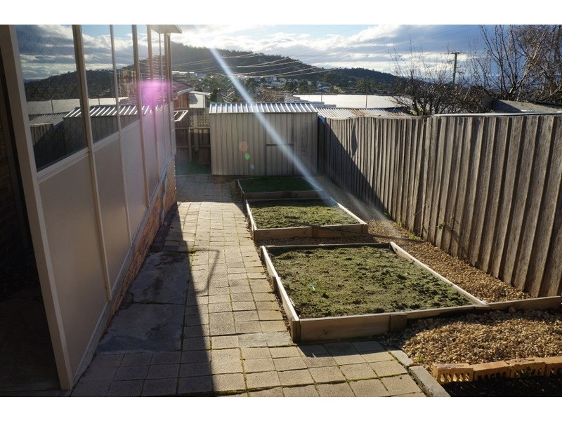 1/1 Bosco Drive, Glenorchy TAS 7010