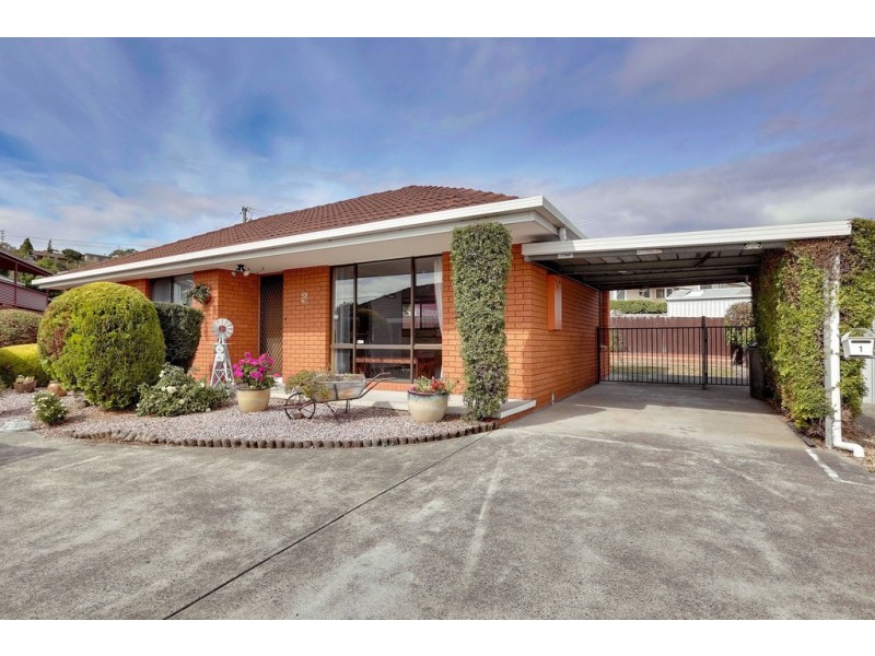 2 Rodman Court, Glenorchy TAS 7010
