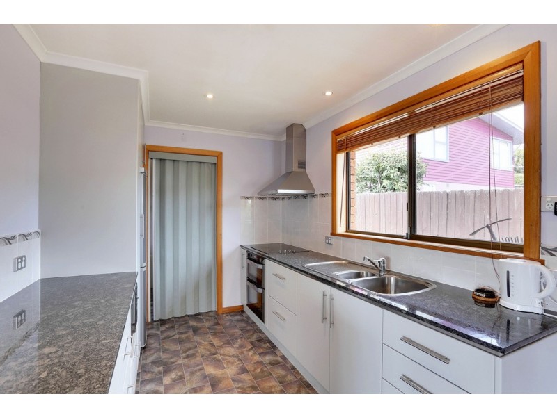 2 Rodman Court, Glenorchy TAS 7010